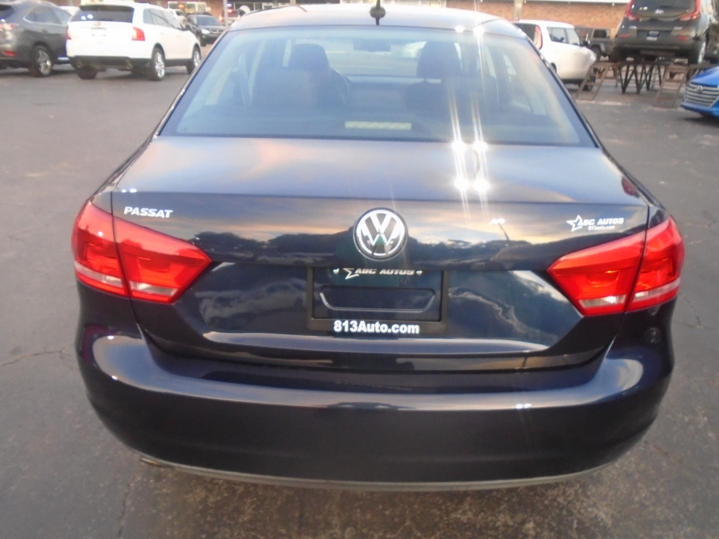 2012 Volkswagen Passat (1VWBP7A37CC) , located at 6112 N Florida Avenue, Tampa, FL, 33604, (888) 521-5131, 27.954929, -82.459534 - Photo#4